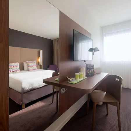 Campanile Centre - Gare 3* لو مان