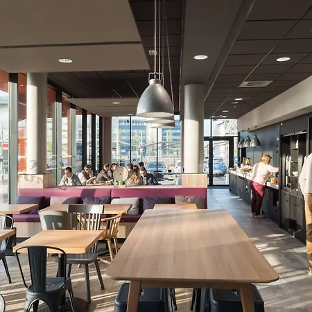 Hotel Campanile Centre - Gare Le Mans