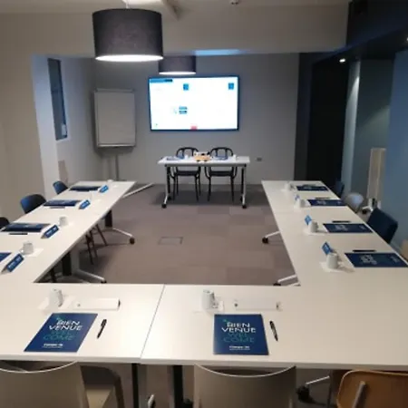 Szálloda Campanile Centre - Gare 3*