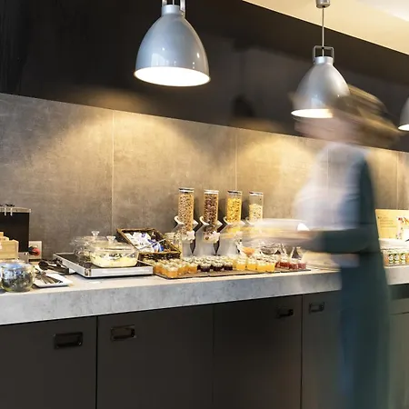 Campanile Centre - Gare فندق لو مان