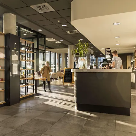 فندق Campanile Centre - Gare