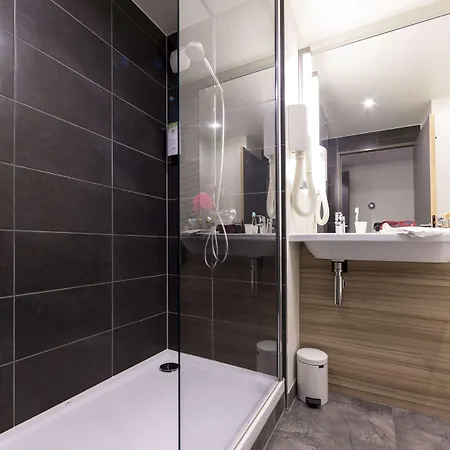 فندق Campanile Centre - Gare