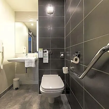 Campanile Centre - Gare 3* לה מאנש