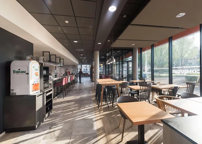 Hotel Campanile Centre - Gare 3*