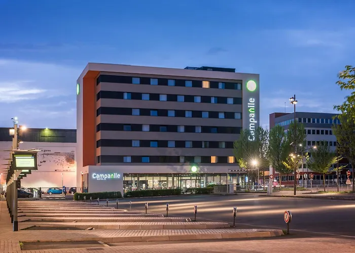 Campanile Centre - Gare 勒芒