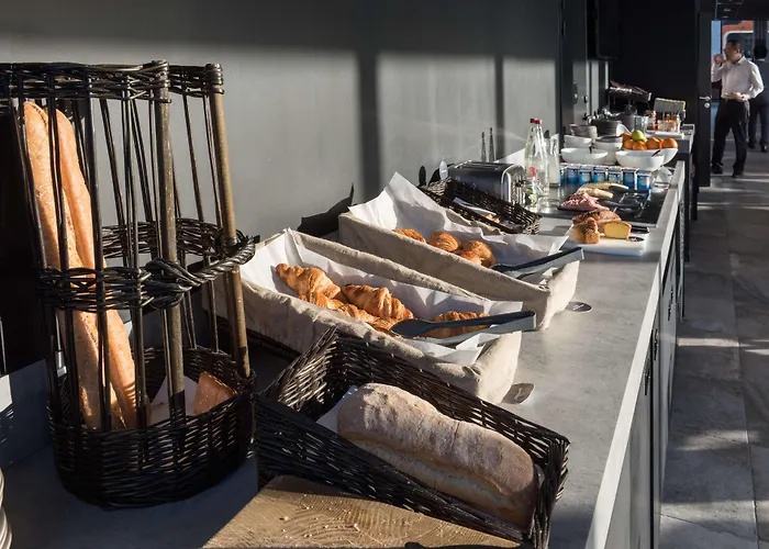 Campanile Centre - Gare