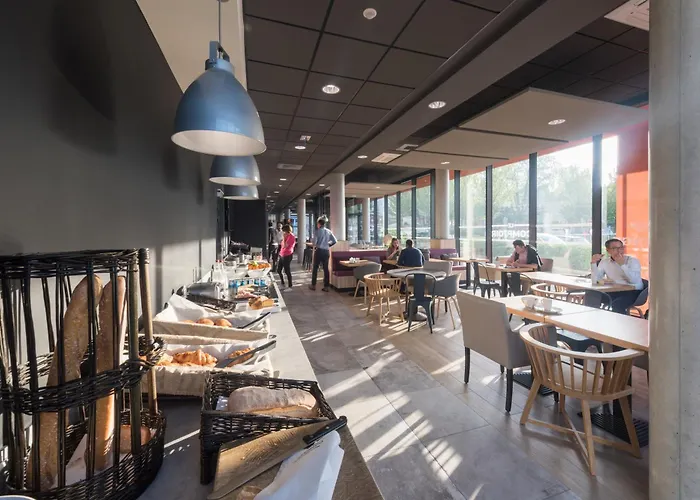 Campanile Centre - Gare Hotel Le Mans