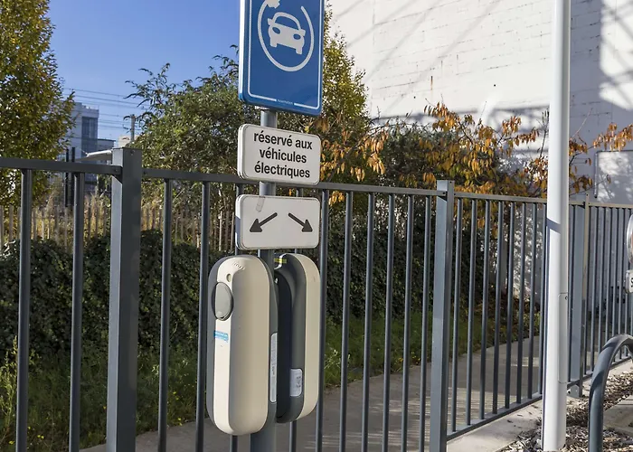 Campanile Centre - Gare ルマン