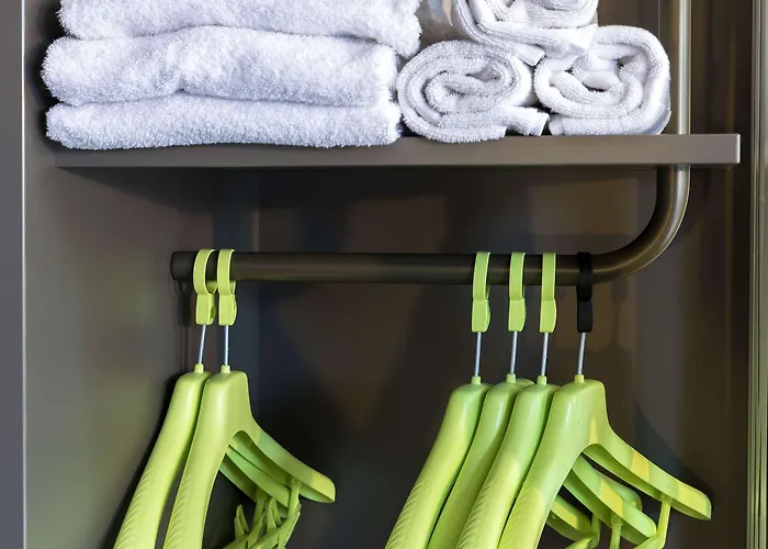 ホテル Campanile Centre - Gare ルマン